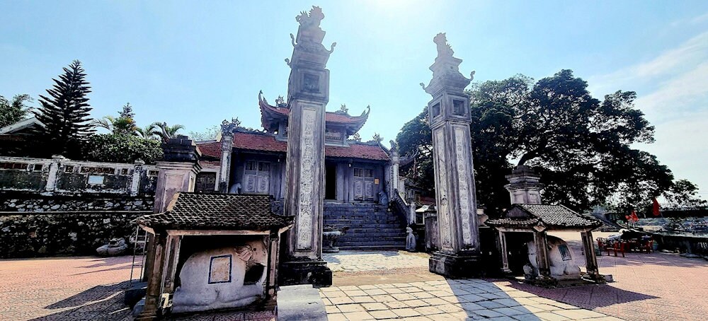 Đền Cờn, Nghệ An